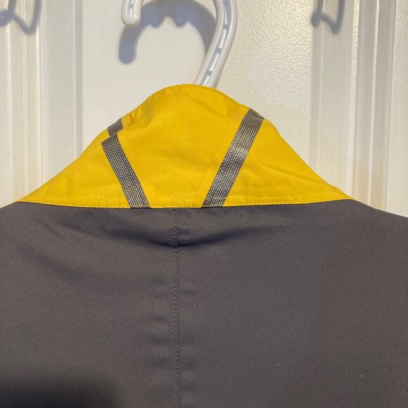 #25 Men's Sunice Windbreaker, Size XL - Picture 9 of 10